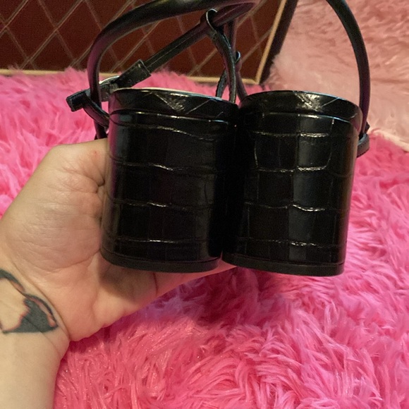 Nine West Grayce faux croc strappy chunk heel square toe shoes size 8 - Picture 8 of 12